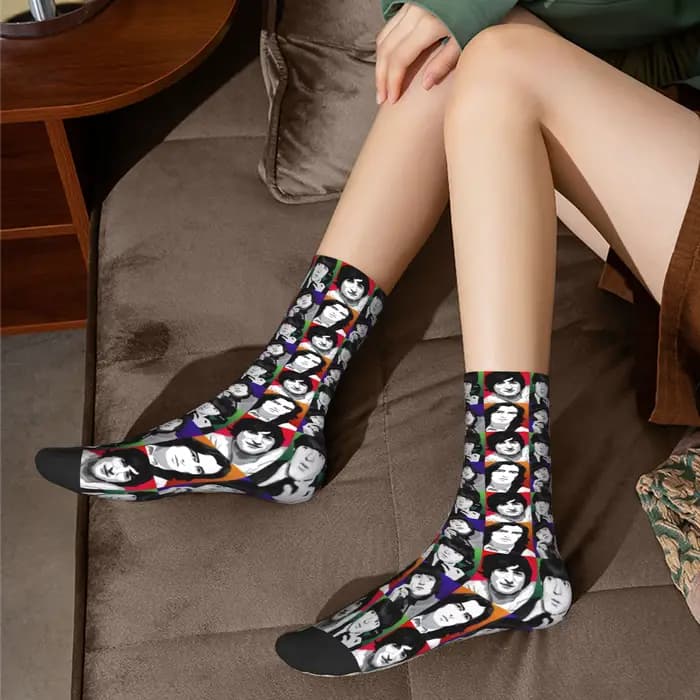 Chaussettes personnalisées The Beatle English Rock Band pour femmes et hommes, chaussettes chaudes imprimées en 3D, chaussettes de sport de football et de musique