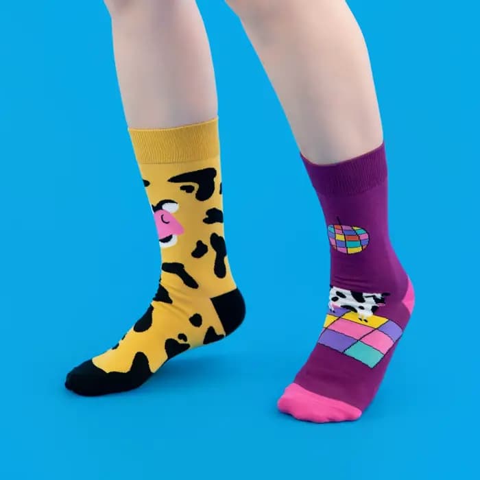 1 paire de chaussettes amusantes sur le thème de la vache Disco, Design prêt pour les fêtes, mode tendance, costume toutes saisons pour unisexe