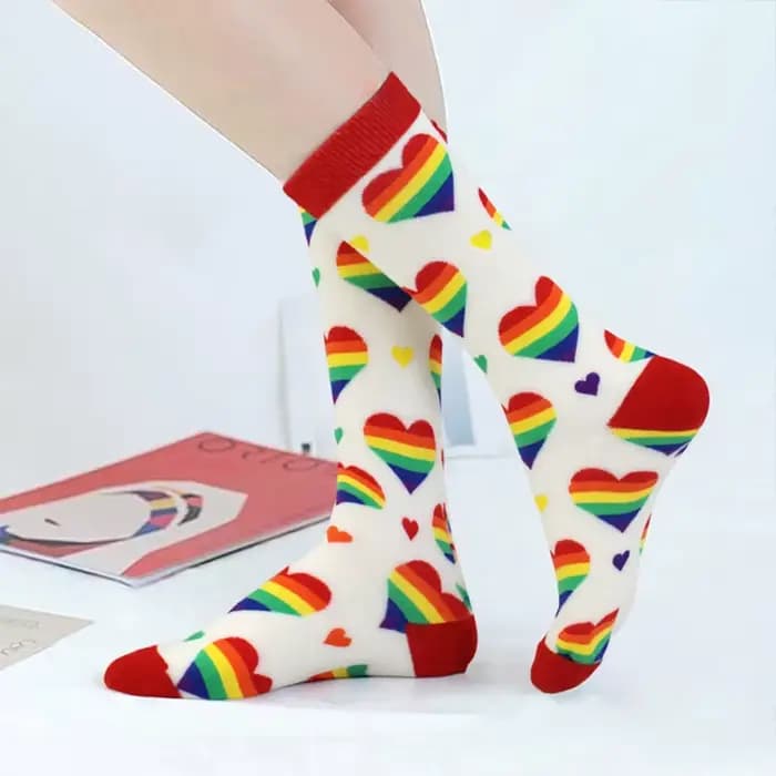 Nouvelles femmes chaussettes 1 paire coton amour arc-en-ciel couleur rayé imprimé nouveauté mode dame printemps moyen