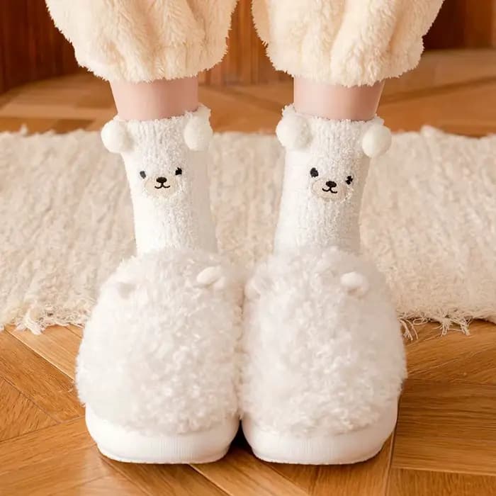 Femmes hiver chaud moelleux chaussettes maison sol sommeil Kawaii 3D ours mignon Animal épais polaire floue chaussette mode japonaise Style coréen