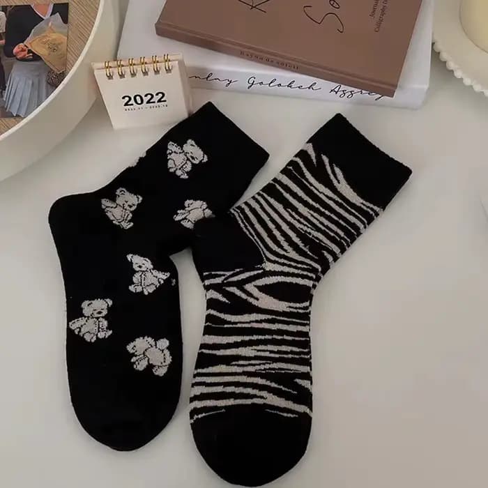 5/10 paires femmes mignon petit ours mi-mollet chaussettes à la mode fleur imprimé Floral doux confortable printemps automne chaussettes décontractées
