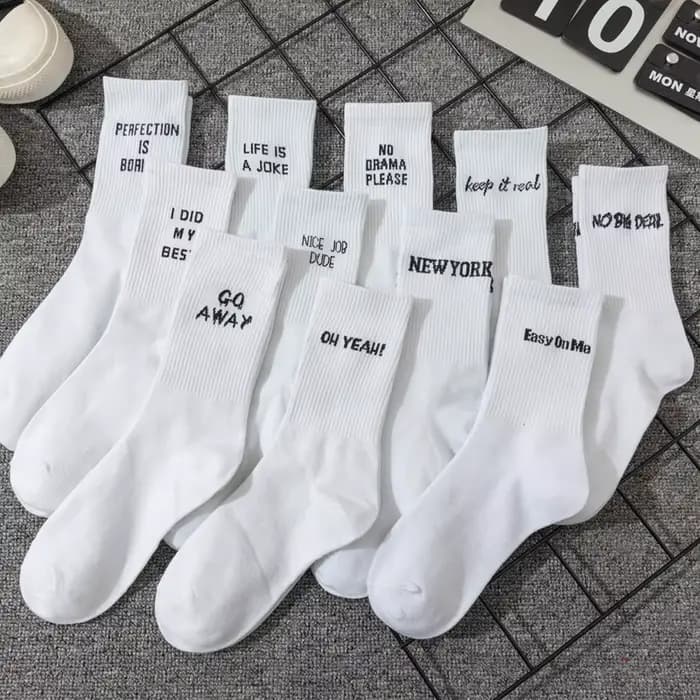 Femmes coton chaussettes nouvelle vente chaude lettre Jacquard série sport de rue Hip Hop personnalisé mode dames