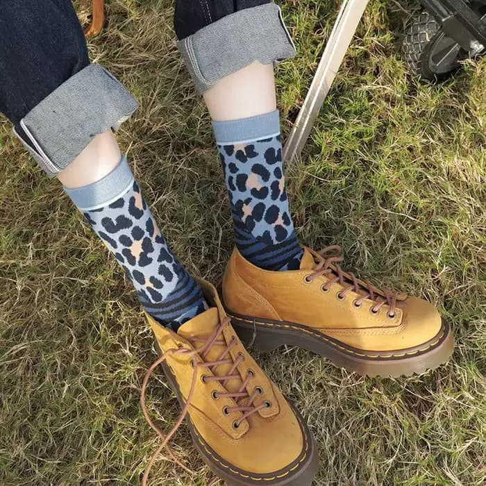 Chaussettes tendance 2026 en coton imprimé léopard pour femme – Nouveauté printemps-automne