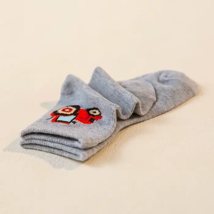 6 paires de chaussettes pour enfants à motif de tracteur de dessin animé, chaussettes mi-mollet confortables et antidérapantes, respectueuses de la peau, pour toutes les saisons, pour bébés garçons