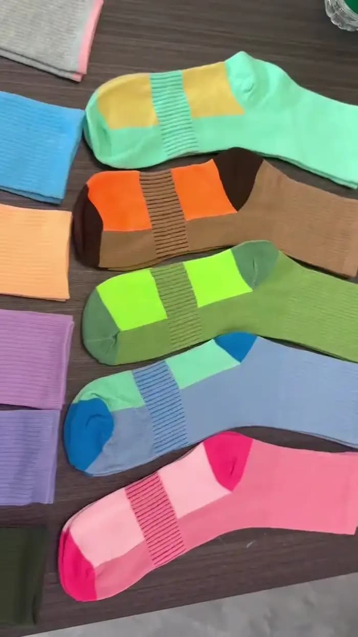 Cinq paires de chaussettes pour hommes quatre saisons