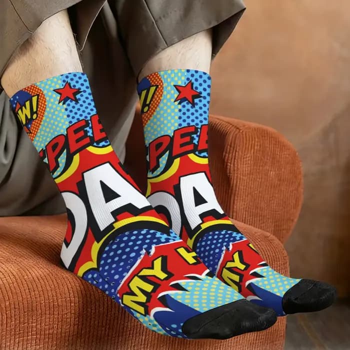 1 paire de chaussettes fantaisie imprimées « Super Dad