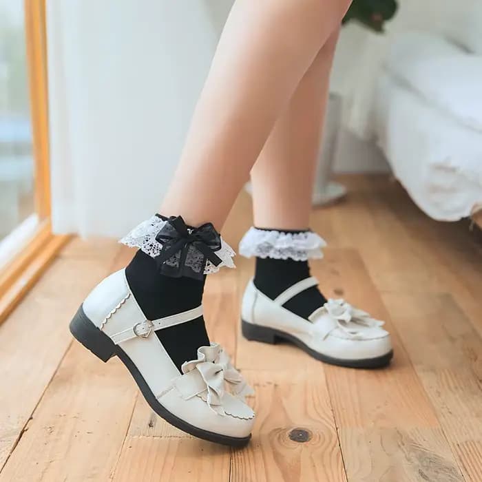 Lolita femmes Harajuku rétro dentelle chaussettes avec nœud cheville JK froufrous à volants coton princesse filles mariage danse blanc mignon Ballet
