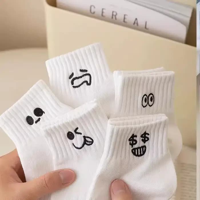 Ensemble de chaussettes courtes drôles de dessin animé pour femmes