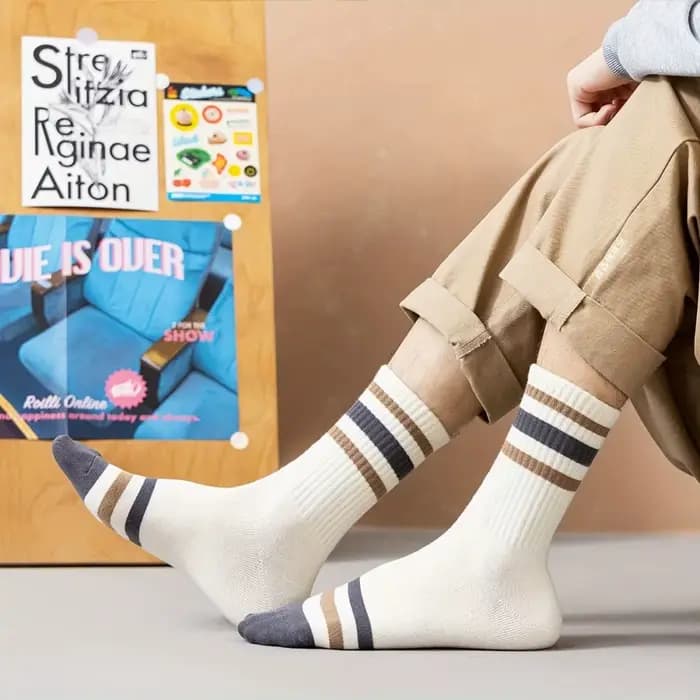 5 paires de chaussettes décontractées à rayures colorées pour hommes, chaussettes de sport à la mode, absorbant la sueur et respirantes, adaptées à toutes les saisons