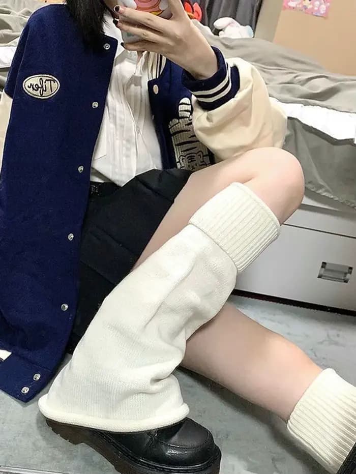 1 paire de manches chaussettes Lolita de couleur unie pour l'automne et l'hiver