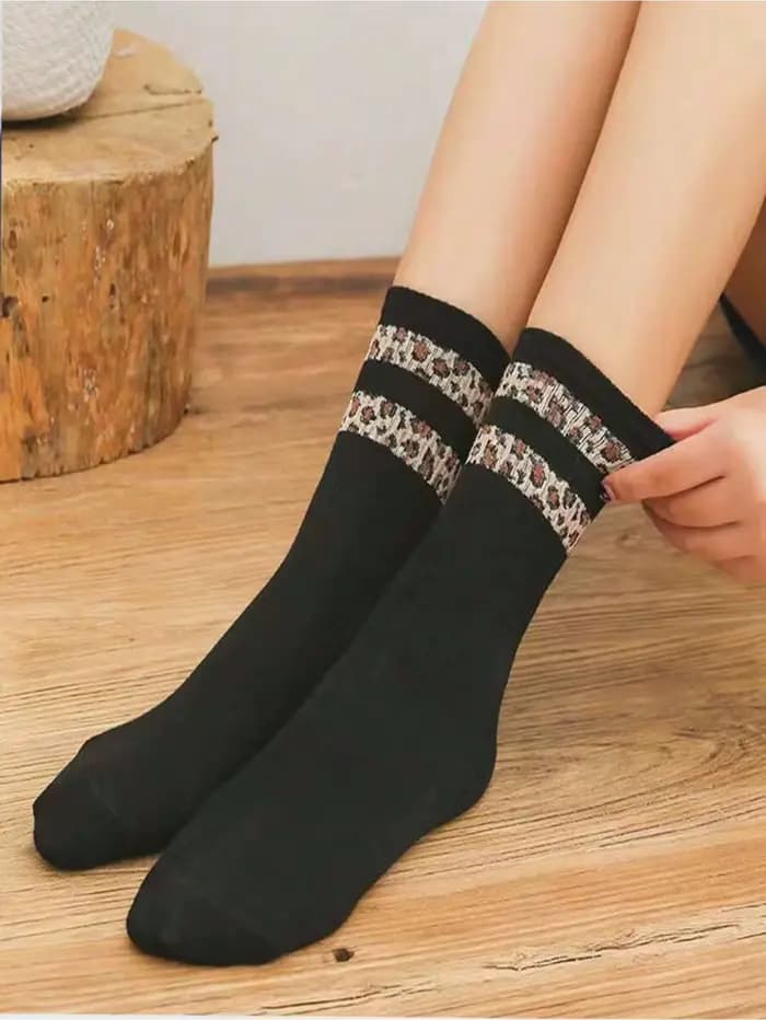 2 paires de chaussettes mi-tube pour femmes, imprimé léopard tacheté, à la mode, pour filles, nouveauté, motif Animal, Style japonais, printemps et été