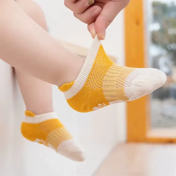 Chaussettes coordonnantes en maille fine pour bébés, chaussettes à œillets pour tout-petits, chaussettes unisexes pour filles et garçons, chaussettes de rinçage au sol sans spectacle