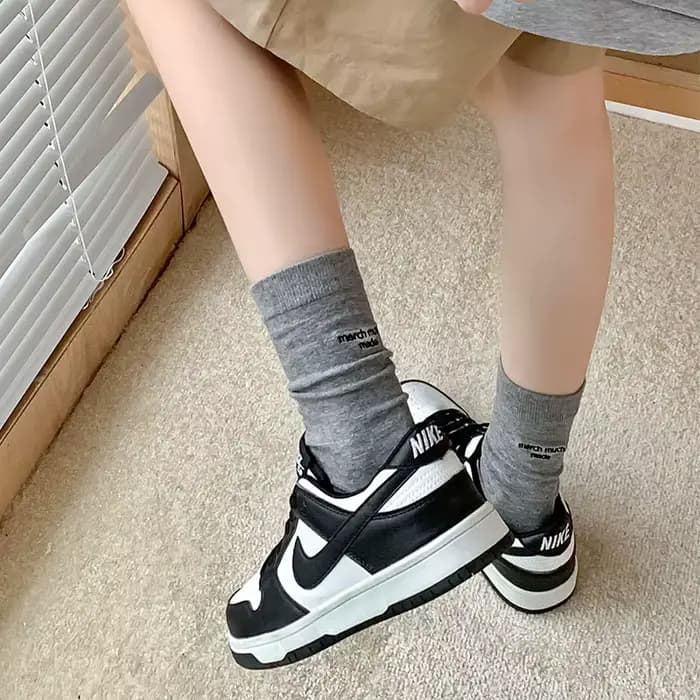 Chaussettes à bout fendu pour femmes, tongs à 2 orteils, sabots, chaussettes fines, pantoufles de sport à la mode pour femmes