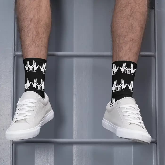 Une paire de chaussettes de rappeur Jul France
