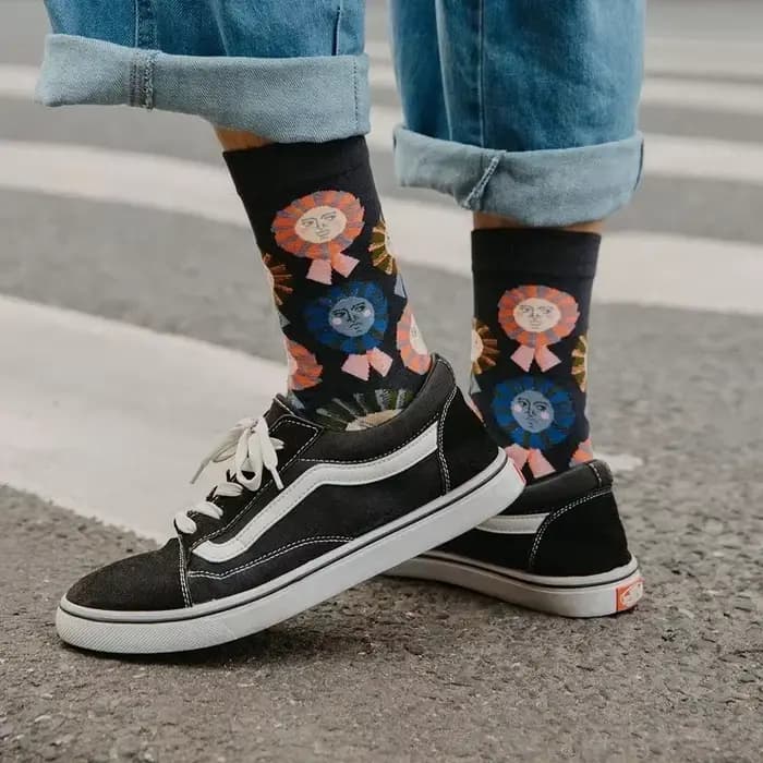 Femmes chaussettes longues dessin animé imprimé mode créative personnalisé nouveauté hommes