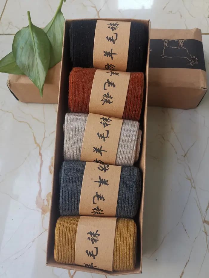 Haute qualité 100% cachemire laine chaussettes femmes hiver