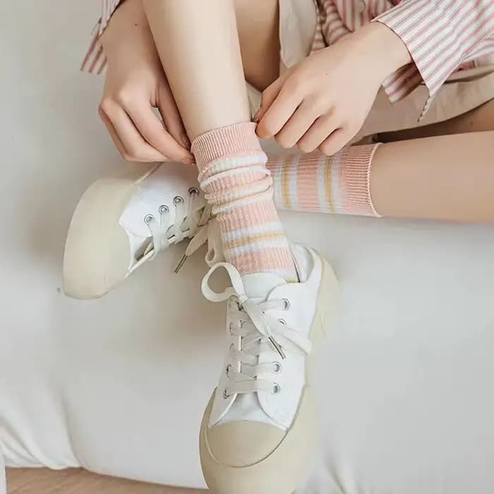 Chaussettes longues en coton rose doux pour femmes, quatre saisons, série Forest, princesse, fille, mi-tube, chaussette à rayures, mode