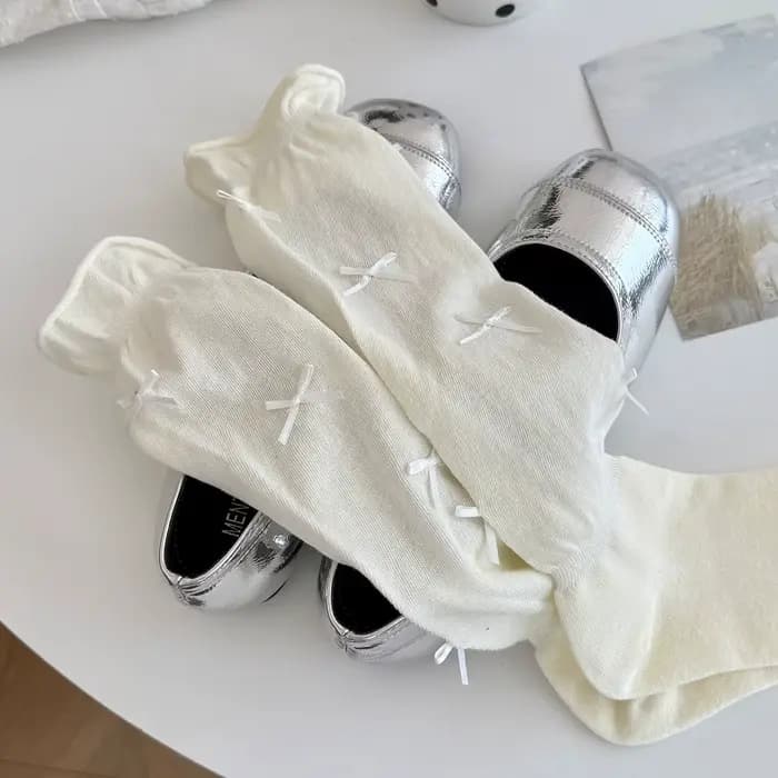 Chaussettes pour femmes, style ballet, chaussettes en tissu éponge, longues avec nœud, style étudiant, faciles à assortir, fines et style été