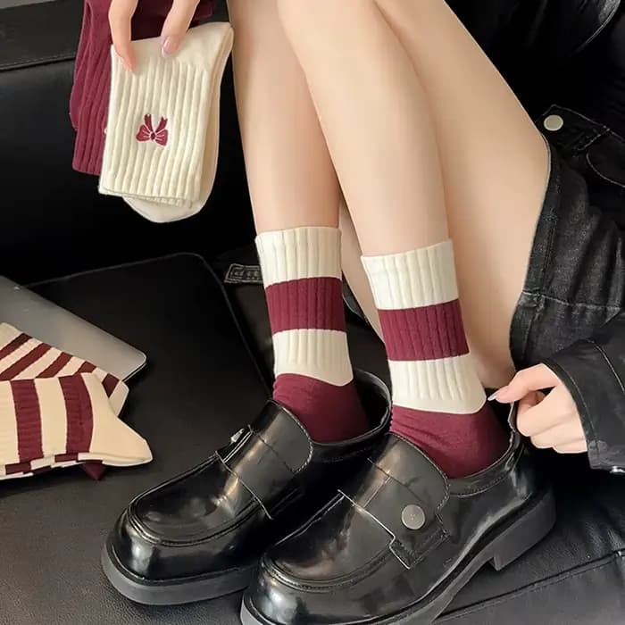 Chaussettes de sport rayées en coton pour femmes