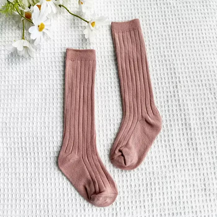 Chaussettes longues hautes en coton pour bébés garçons et filles, chaussettes douces à rayures respirantes pour enfants de 0 à 8 ans