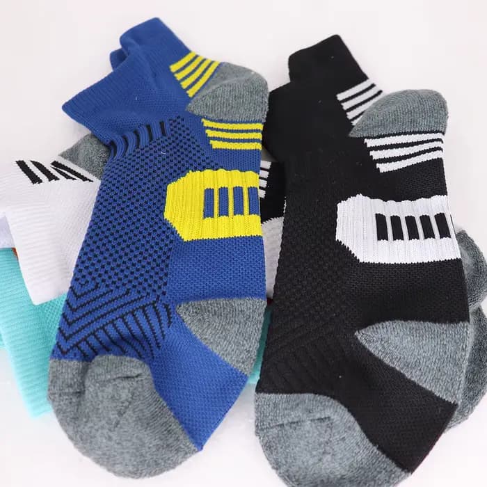 3/9 paires de chaussettes de sport antidérapantes pour hommes et femmes