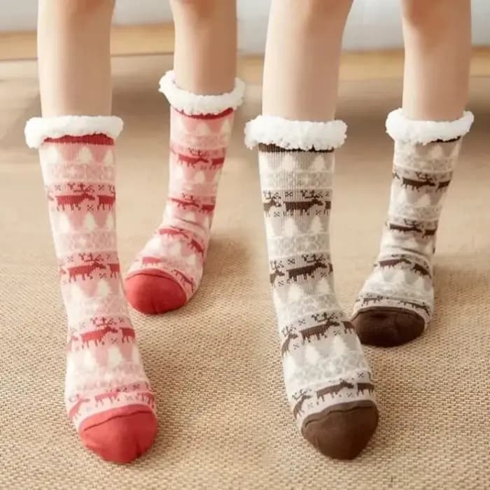 Chaussettes d'hiver chaudes pour femmes, en peluche de pingouin, douces, antidérapantes, chaussons courts, chaussettes moelleuses et duveteuses, cerf, élan, ours, cadeau de Noël