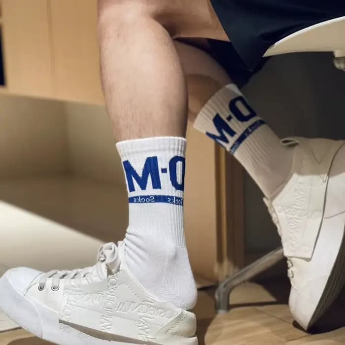 Chaussettes de sport respirantes en coton pour hommes, chaussettes de basket-ball, chaussettes de cyclisme, chaussettes de compression Meias Harajuku, ThUNICEF Crew