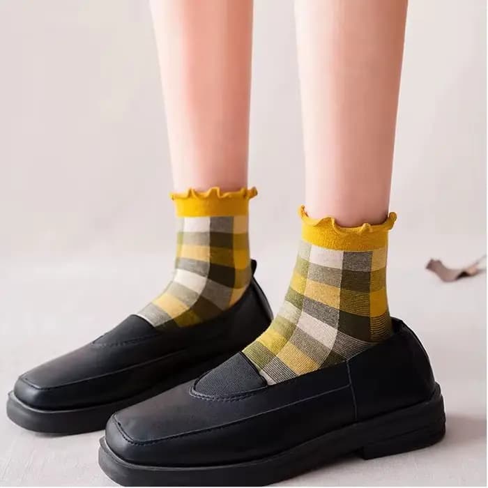 Femmes chaussettes coton Plaid ample court à volants