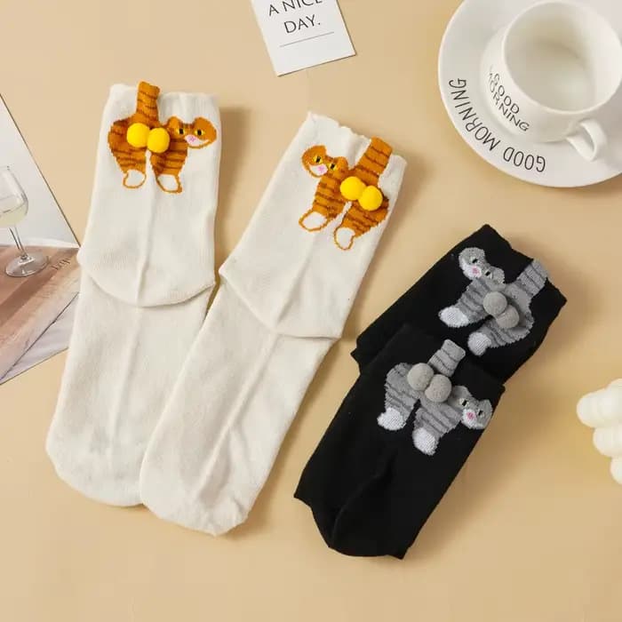 Chaussettes boule de fourrure de chat mignon 3D pour femmes