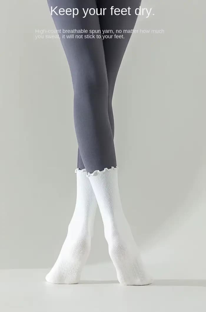Chaussettes de yoga, chaussettes mi-mollet sans coutures, chaussettes de sport antidérapantes fines, chaussettes de fitness et de Pilates en coton peigné pour femmes