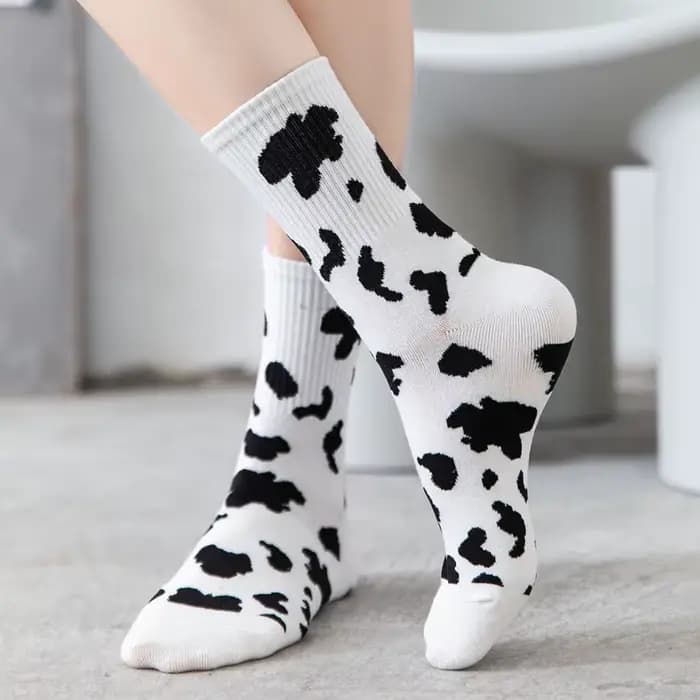 Chaussettes mignonnes imprimées de vache pour femmes