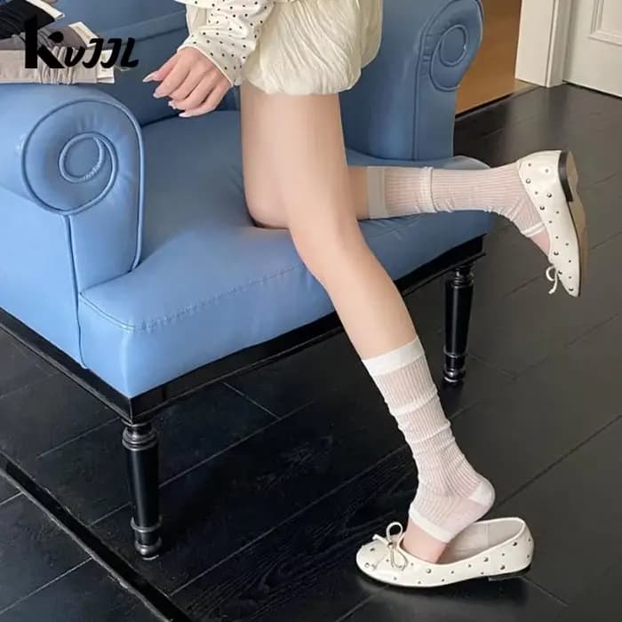 Chaussettes légères en maille de soie pour femmes
