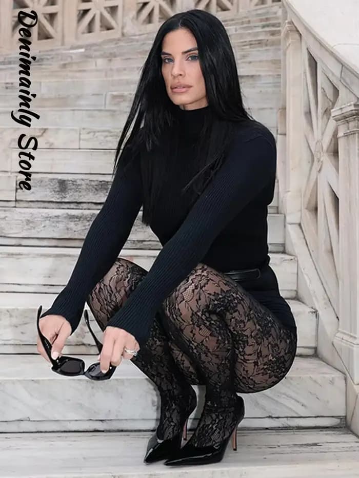 Collants en dentelle bordeaux pour femmes