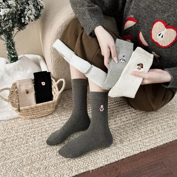 Chaussettes tendance pour femmes avec broderie de bonhomme de neige de Noël à pois, motif animal de dessin animé mignon, cadeau de Noël