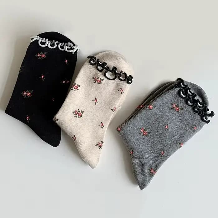 Femmes chaussettes rétro Style coréen automne nouvelle mode filles froufrous à volants