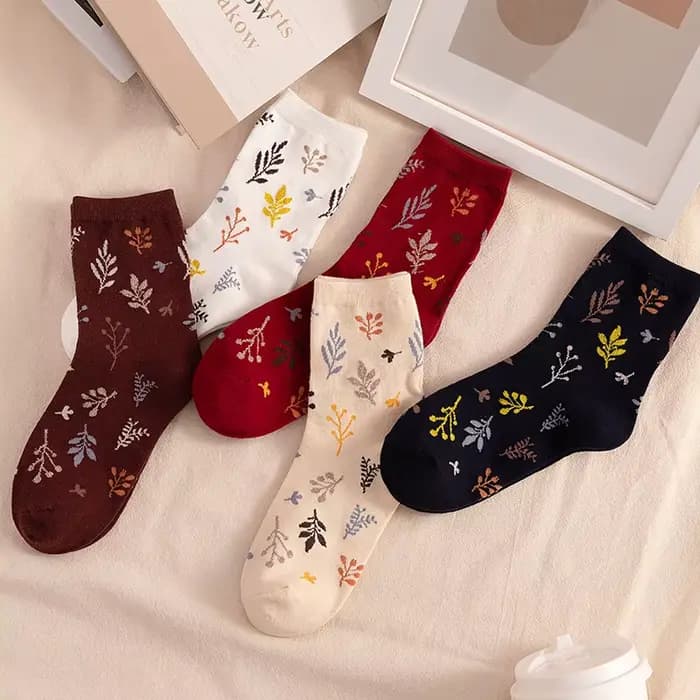 Femme chaussettes Style japonais imprimer filles doux longues chaussettes mode coréenne coton doux Harajuku rétro Vintage Streetwear équipage chaussettes