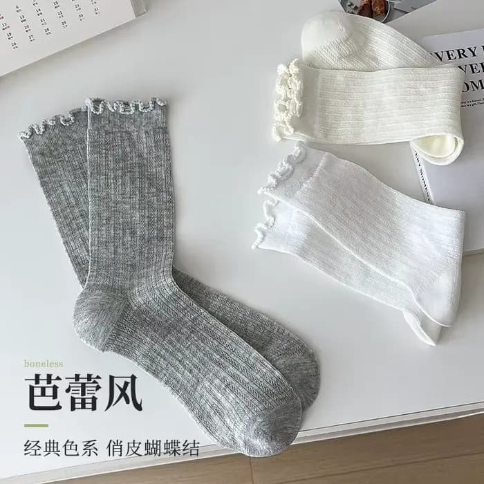Chaussettes mi-mollet pour femmes