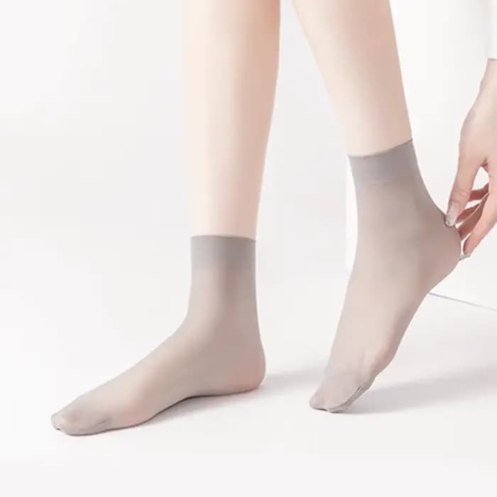 Chaussettes transparentes ultra-fines authentiques 2026, nouvelles, en velours, paires de chaussettes, vente en gros pour femmes et filles, accessoires