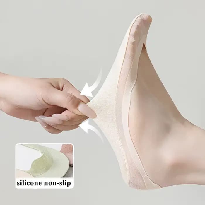 Chaussettes bateau antidérapantes en Silicone pour femmes, pantoufles en soie glacée sans couture, couleur unie, respirantes, invisibles, pour l'été