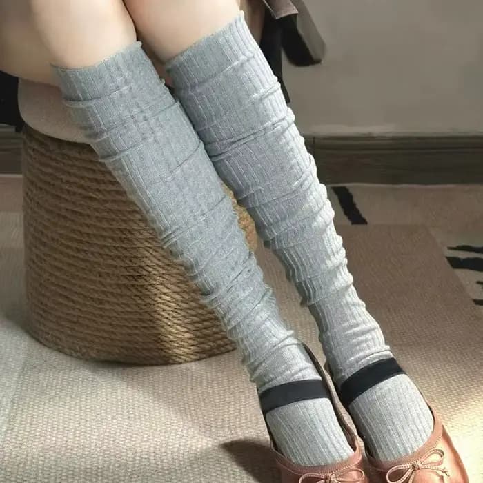 Bas de printemps longueur genou pour femmes, chaussettes à poils blancs, bottes amincissantes JK pour filles, chaussettes japonaises en mollet, chaussures en coton