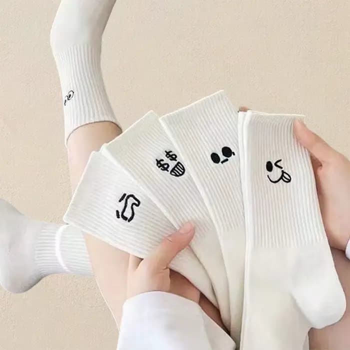 5/10/20 paires hommes blanc dessin animé chaussettes à la mode polyvalent Expression
