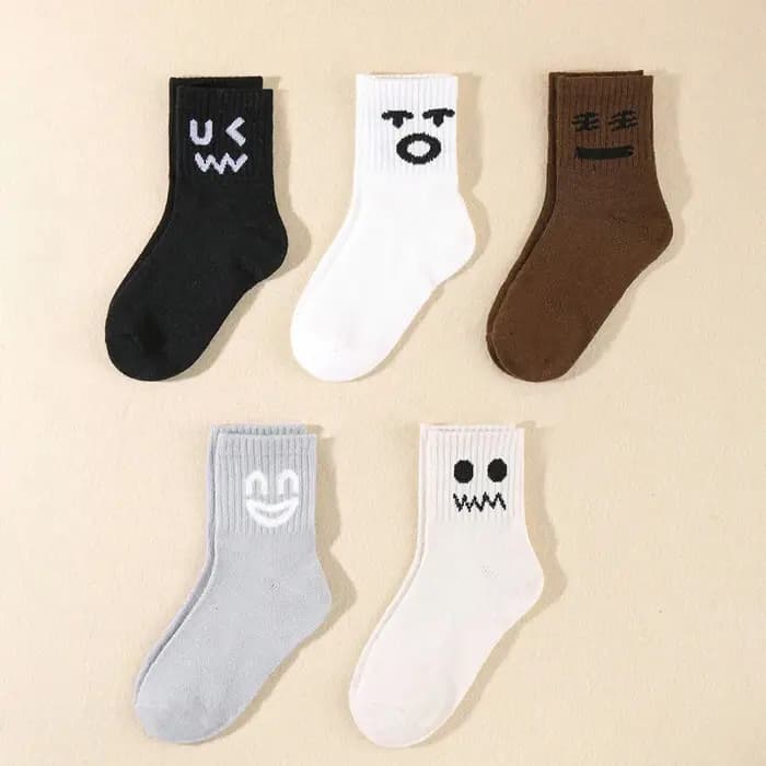 5 paires de chaussettes pour enfants sans expression