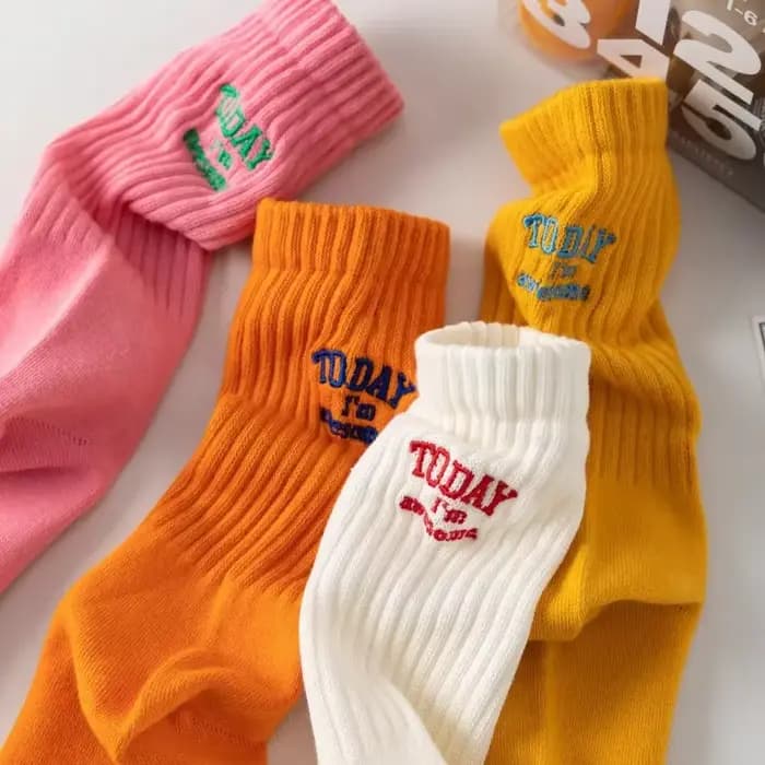 Chaussettes mi-tube en coton avec lettre brodée pour hommes et femmes