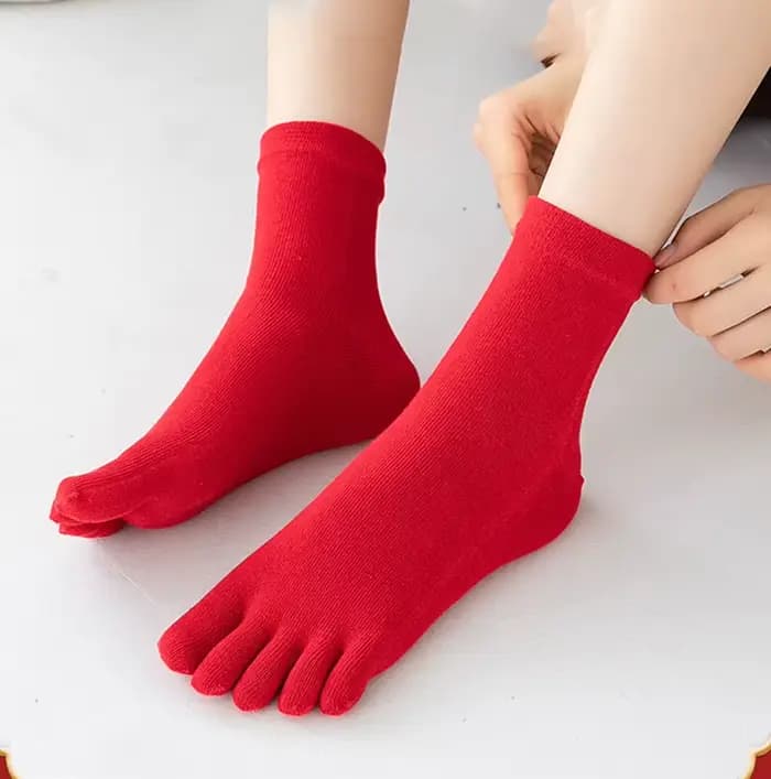 Chaussettes rouges à cinq doigts pour femmes et hommes, Nouvel An 2026, chaussettes mi-hautes en cot
