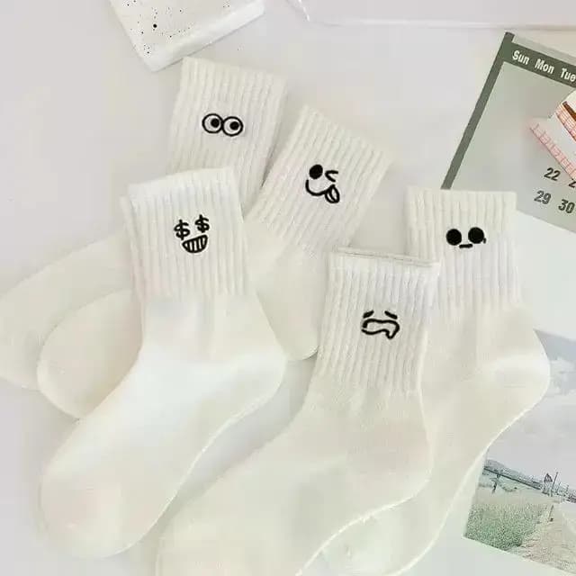 Ensemble de chaussettes courtes drôles de dessin animé pour femmes