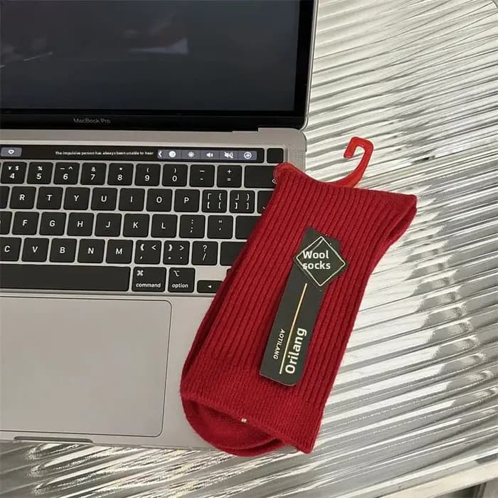 Chaussettes en coton rouge foncé pour hommes et femmes