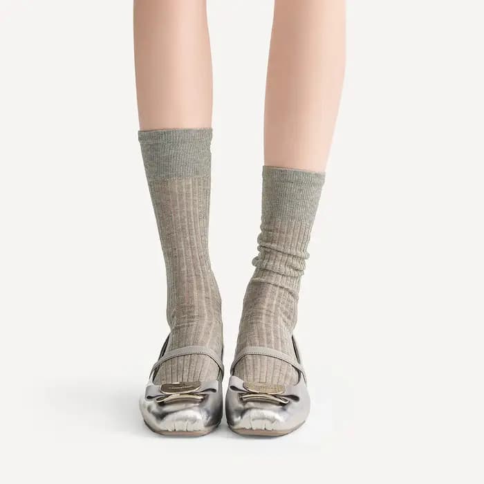 Kave 2026 Nouvelles chaussettes fines blanches mi-mollet pour femme