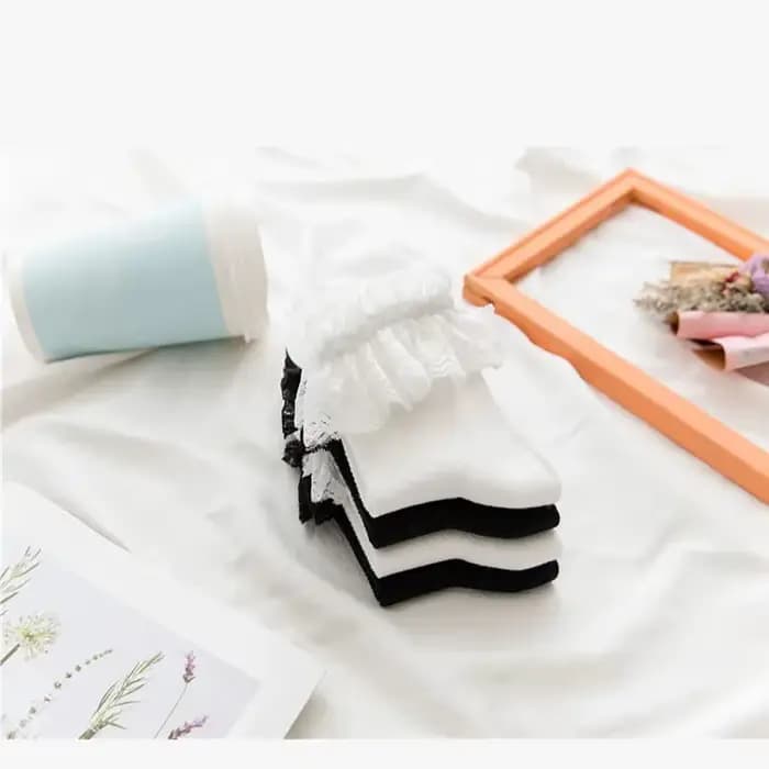 Chaussettes blanches d'été à manches mi-longues pour femmes