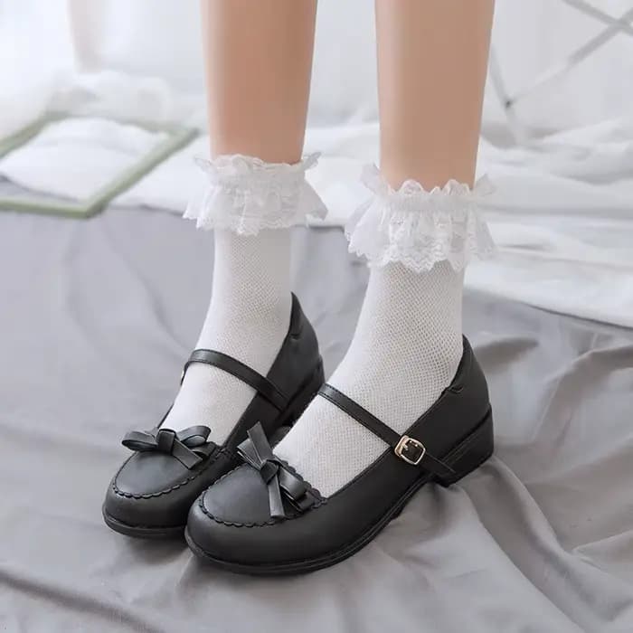 Chaussettes à volants en maille fine et dentelle pour femmes