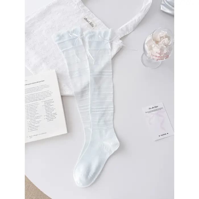 Chaussettes hautes pour femmes